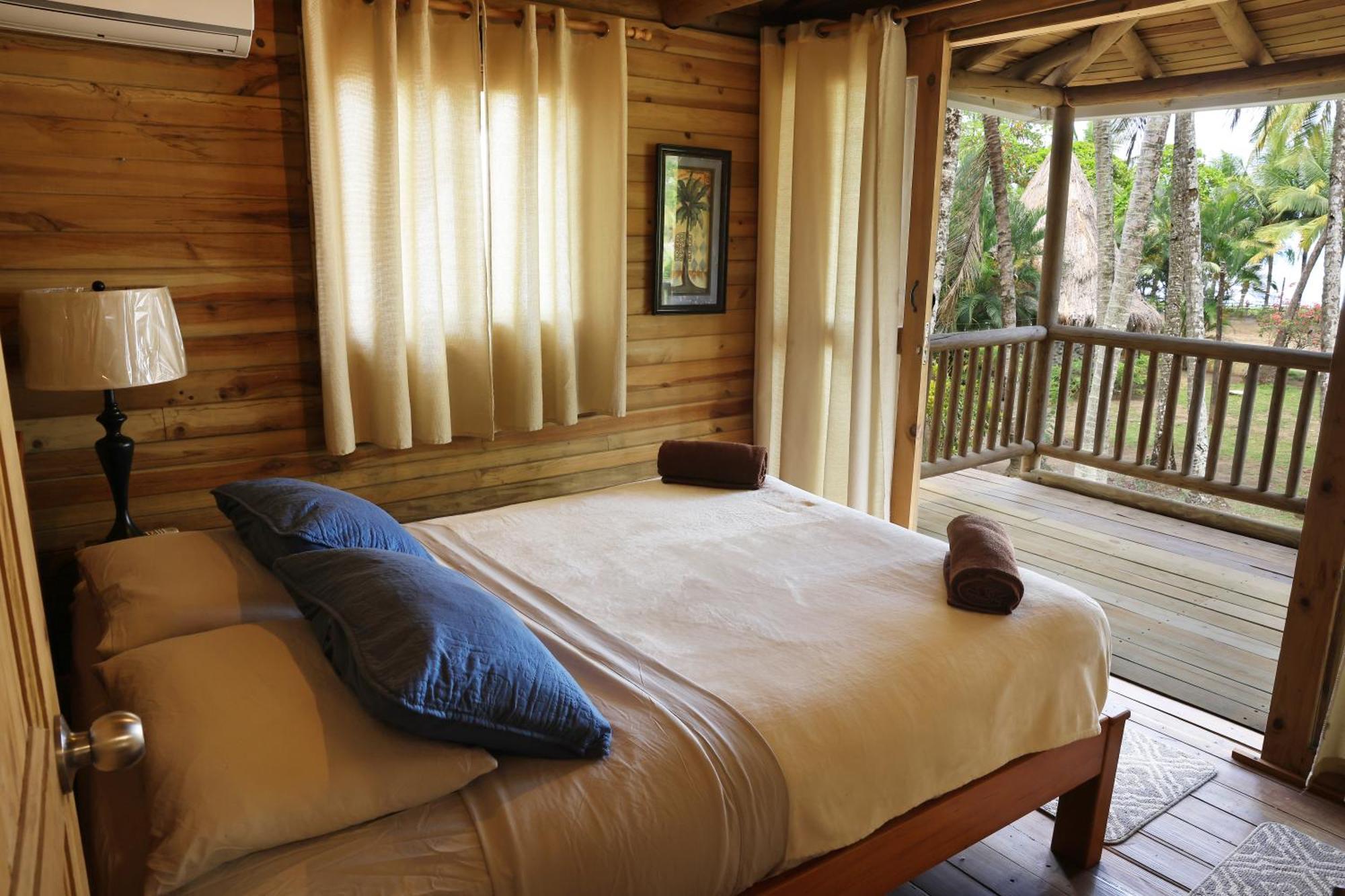 Hotel Oasis & Surf Camp Санта-Каталина Экстерьер фото
